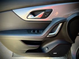 2023 Chevrolet Blazer - Image 23