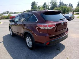 2015 TOYOTA HIGHLANDER SUV V6, 3.5 LITER LE PLUS SPORT UTILITY 4D