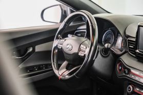 2019 HYUNDAI VELOSTER COUPE 4-CYL, 2.0 LITER 2.0 PREMIUM COUPE 3D