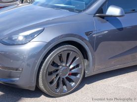 -2022 Tesla Model Y - Image 3
