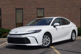 2025 TOYOTA CAMRY SEDAN 4-CYL, HYBRID, 2.5 LITER LE SEDAN 4D