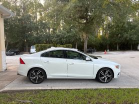 2017 VOLVO S60
