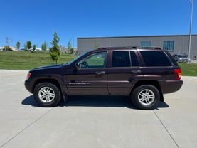 2004 JEEP GRAND CHEROKEE SUV 6-CYL, 4.0 LITER LAREDO SPORT UTILITY 4D