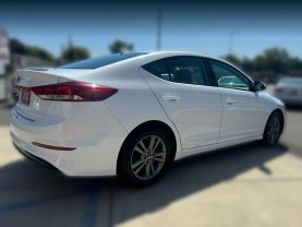 2017 HYUNDAI ELANTRA SEDAN 4-CYL, 2.0 LITER SE SEDAN 4D