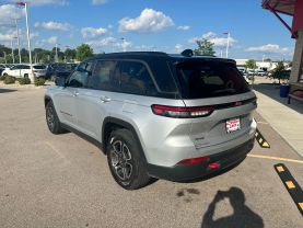 2022 JEEP GRAND CHEROKEE SUV V6, VVT, 3.6 LITER ALL NEW TRAILHAWK SPORT UTILITY 4D