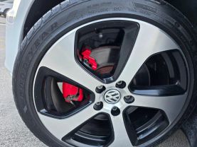 2015 Volkswagen Golf Gti - Image 24