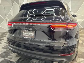 2022 PORSCHE CAYENNE