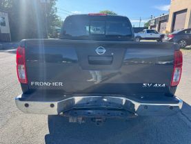 2014 NISSAN FRONTIER CREW CAB PICKUP V6, 4.0 LITER SV PICKUP 4D 5 FT