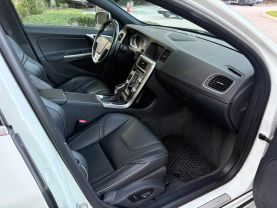 2017 VOLVO S60