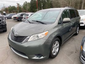2012 TOYOTA SIENNA VAN V6, 3.5 LITER LE MINIVAN 4D
