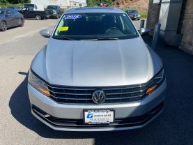 2018 VOLKSWAGEN PASSAT SEDAN 4-CYL, TURBO, 2.0 LITER 2.0T SE SEDAN 4D - Gesner Auto Inc in Taunton, MA, 41.88613, -71.14527