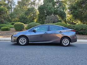 2021 TOYOTA PRIUS XLE HATCHBACK 4D