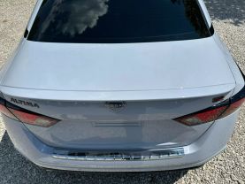 2023 NISSAN ALTIMA SEDAN 4-CYL, 2.5 LITER 2.5 SR SEDAN 4D at T&T Repairables - used car dealership in Spencer, Indiana.