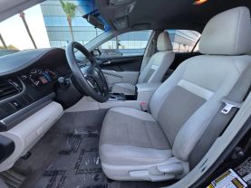2014 Toyota Camry - Image 16