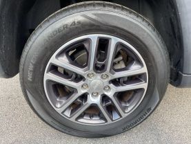 2018 JEEP COMPASS SUV 4-CYL, MULTIAIR, PZEV, 2.4 LITER LATITUDE SPORT UTILITY 4D - Gesner Auto Inc in Taunton, MA, 41.88613, -71.14527