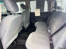 2017 RAM 1500 CREW CAB PICKUP V8, HEMI, 5.7 LITER TRADESMAN PICKUP 4D 6 1/3 FT