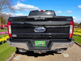 2019 FORD F250 SUPER DUTY CREW CAB PICKUP V8, TURBO DIESEL, 6.7 LITER LARIAT PICKUP 4D 6 3/4 FT