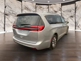 2021 CHRYSLER PACIFICA