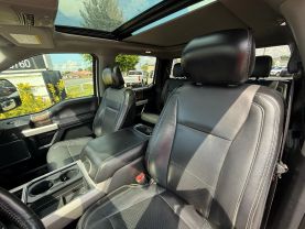 2017 Ford F250 Super Duty Crew Cab Lariat Pickup 4d 6 3/4 Ft - Image 20
