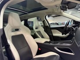 2019 JAGUAR F-PACE