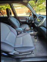 2005 TOYOTA RAV4 SPORT UTILITY 4D