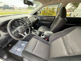 2017 Nissan Rogue S Sport Utility 4d - Image 13