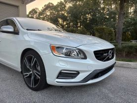2017 VOLVO S60