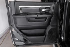 2014 RAM 1500 CREW CAB PICKUP V8, HEMI, 5.7 LITER SPORT PICKUP 4D 5 1/2 FT