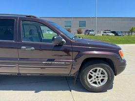 2004 JEEP GRAND CHEROKEE SUV 6-CYL, 4.0 LITER LAREDO SPORT UTILITY 4D