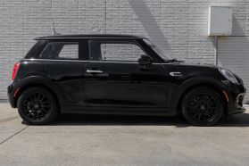 2017 MINI HARDTOP 2 DOOR HATCHBACK 3-CYL, TURBO, 1.5 LITER COOPER HATCHBACK 2D