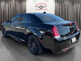 2016 CHRYSLER 300 SEDAN V6, 3.6 LITER 300S ALLOY EDITION SEDAN 4D