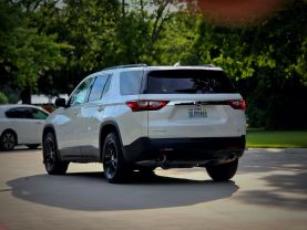 2019 CHEVROLET TRAVERSE SUV V6, 3.6 LITER LT SPORT UTILITY 4D