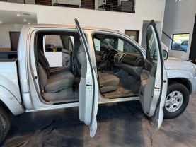 2011 TOYOTA TACOMA DOUBLE CAB PICKUP V6, 4.0 LITER PICKUP 4D 5 FT