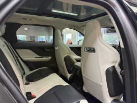 2019 JAGUAR F-PACE