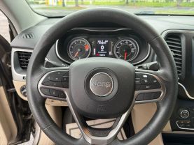 2019 JEEP CHEROKEE SUV 4-CYL, ZERO EVAP, 2.4 LITER LATITUDE SPORT UTILITY 4D
