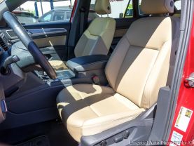 -2020 Volkswagen Atlas Cross Sport - Image 9