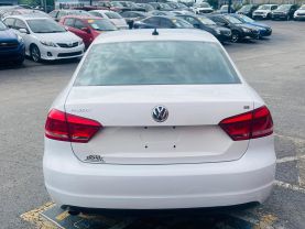 2013 VOLKSWAGEN PASSAT SEDAN 5-CYL, PZEV, 2.5 LITER 2.5L SE SEDAN 4D