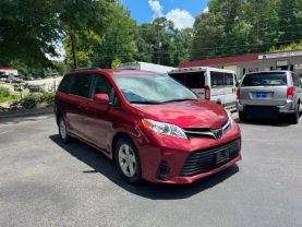 2019 TOYOTA SIENNA VAN V6, 3.5 LITER LE MINIVAN 4D