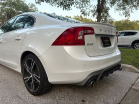 2017 VOLVO S60