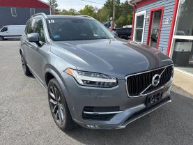2019 VOLVO XC90 SUV 4-CYL, DRIVE-E, TURBO, SUPERCHARGED, 2.0 LITER T6 MOMENTUM SPORT UTILITY 4D