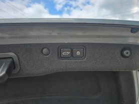2016 HYUNDAI EQUUS