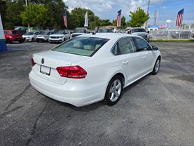 2014 VOLKSWAGEN PASSAT