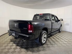 2014 RAM 1500 CREW CAB PICKUP V8, HEMI, 5.7 LITER SPORT PICKUP 4D 6 1/3 FT