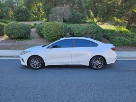 2022 KIA FORTE GT-LINE SEDAN 4D