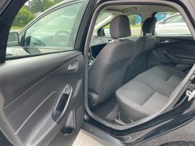 2017 Ford Focus - Image 17