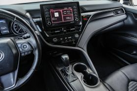 2021 Toyota Camry - Image 26