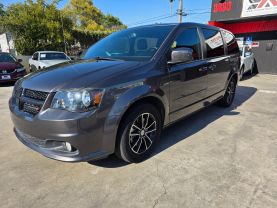 2017 DODGE GRAND CARAVAN PASSENGER PASSENGER V6, FLEX FUEL, 3.6 LITER SXT MINIVAN 4D