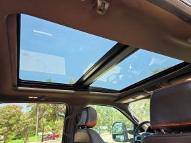 2019 FORD F350 SUPER DUTY CREW CAB PICKUP V8, TURBO DIESEL, 6.7 LITER KING RANCH PICKUP 4D 8 FT