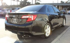 2014 TOYOTA CAMRY SE SEDAN 4D