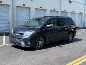 2018 TOYOTA SIENNA VAN BLUE AUTOMATIC - Iron Cars Inc